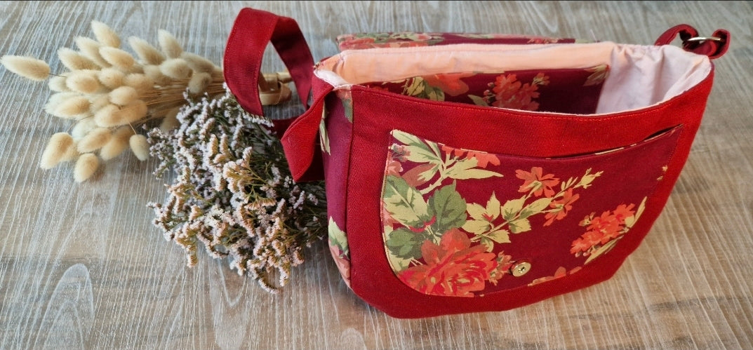 Besace fleurie artisanale • Tissu upcyclé • Pièce unique